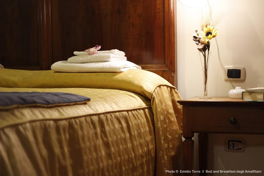 Bed and Breakfast Amalfitani Salerno Centro Zimmer foto
