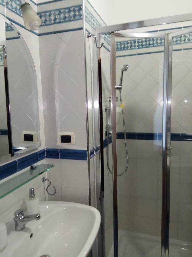 Bed and Breakfast Amalfitani Salerno Centro Exterior foto