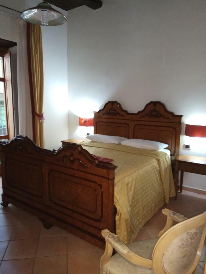 Bed and Breakfast Amalfitani Salerno Centro Exterior foto