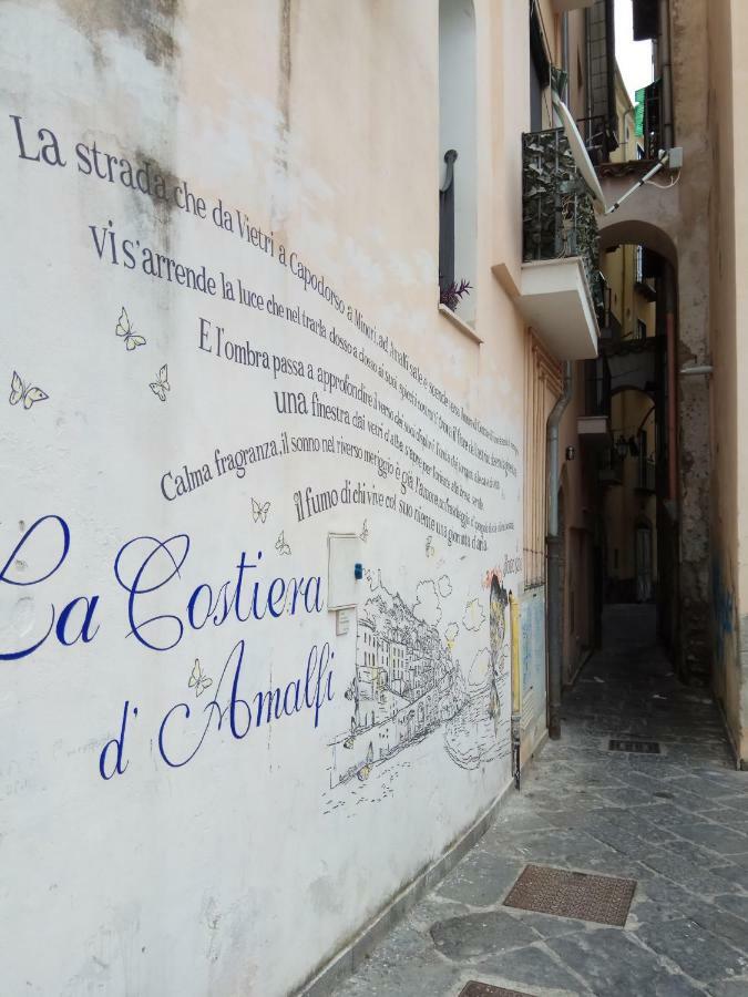 Bed and Breakfast Amalfitani Salerno Centro Exterior foto